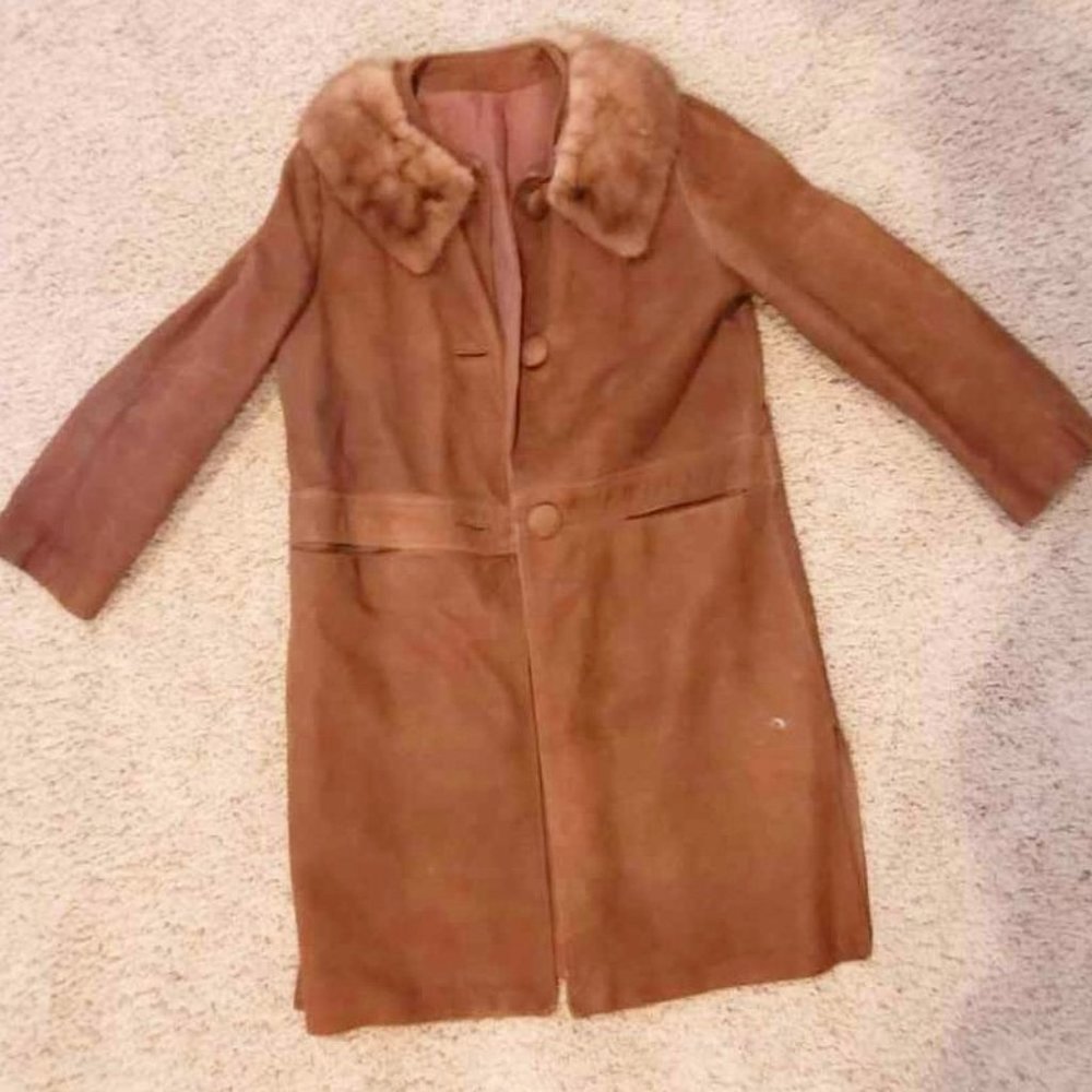 Vintage Suede Coat Jacket w/ Detachable Fur Collar